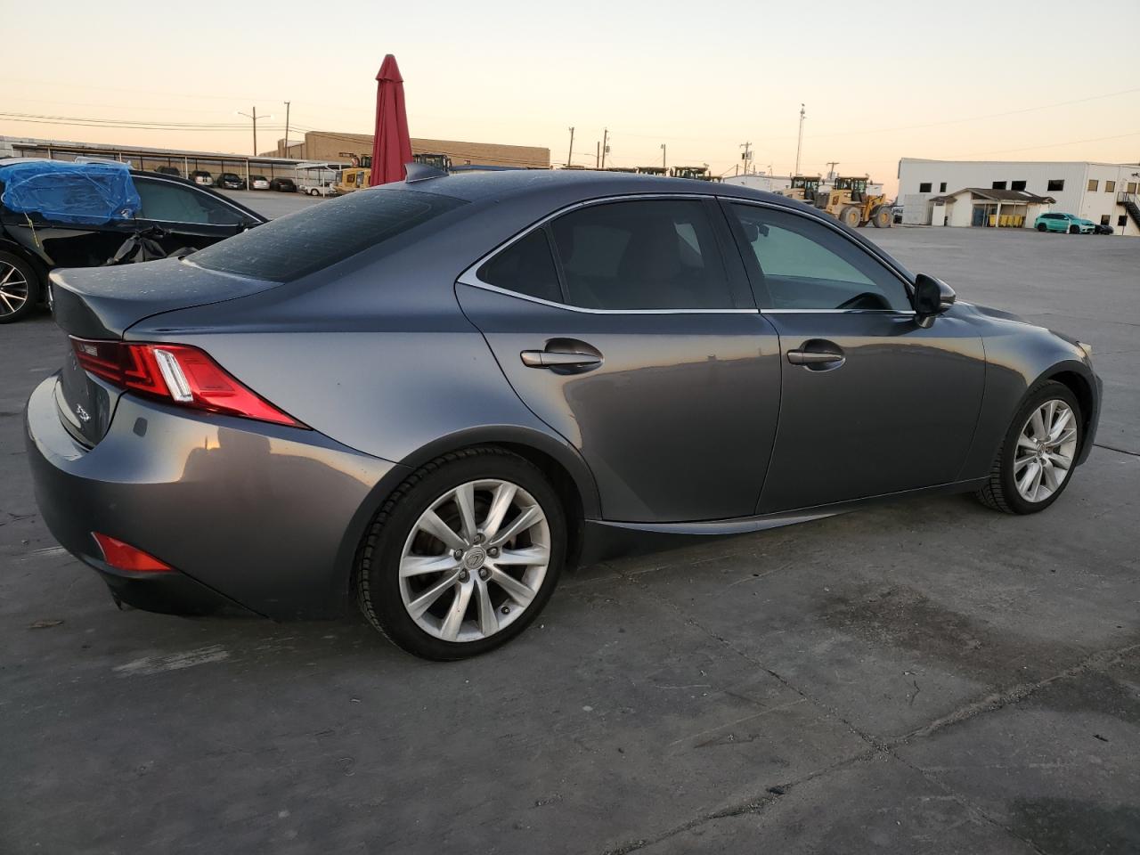 2014 Lexus IS - Image 3