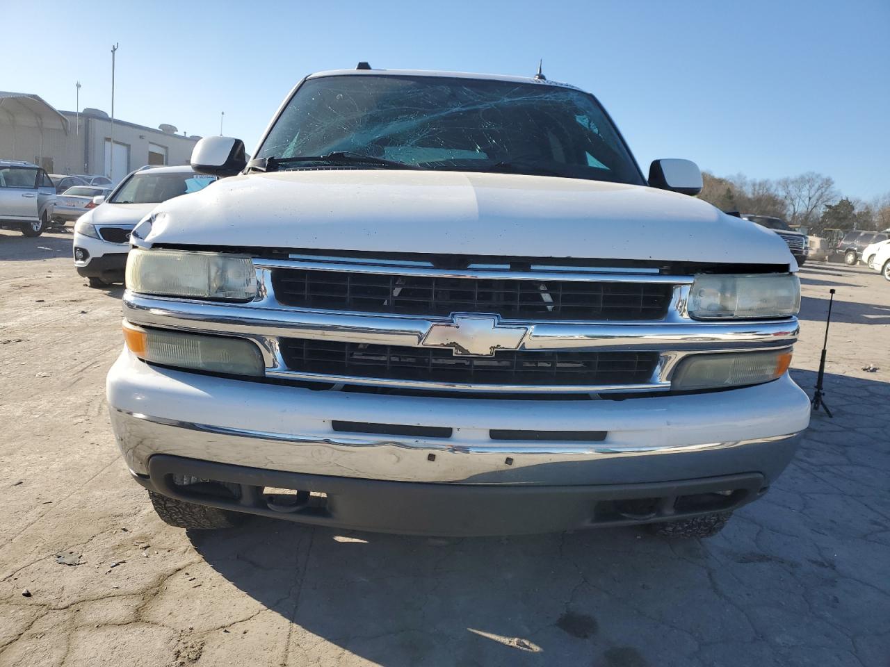 2004 Chevrolet Suburban - Image 5