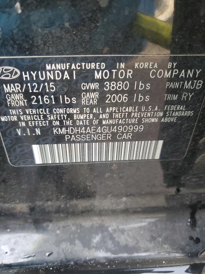 2016 Hyundai Elantra - Image 12