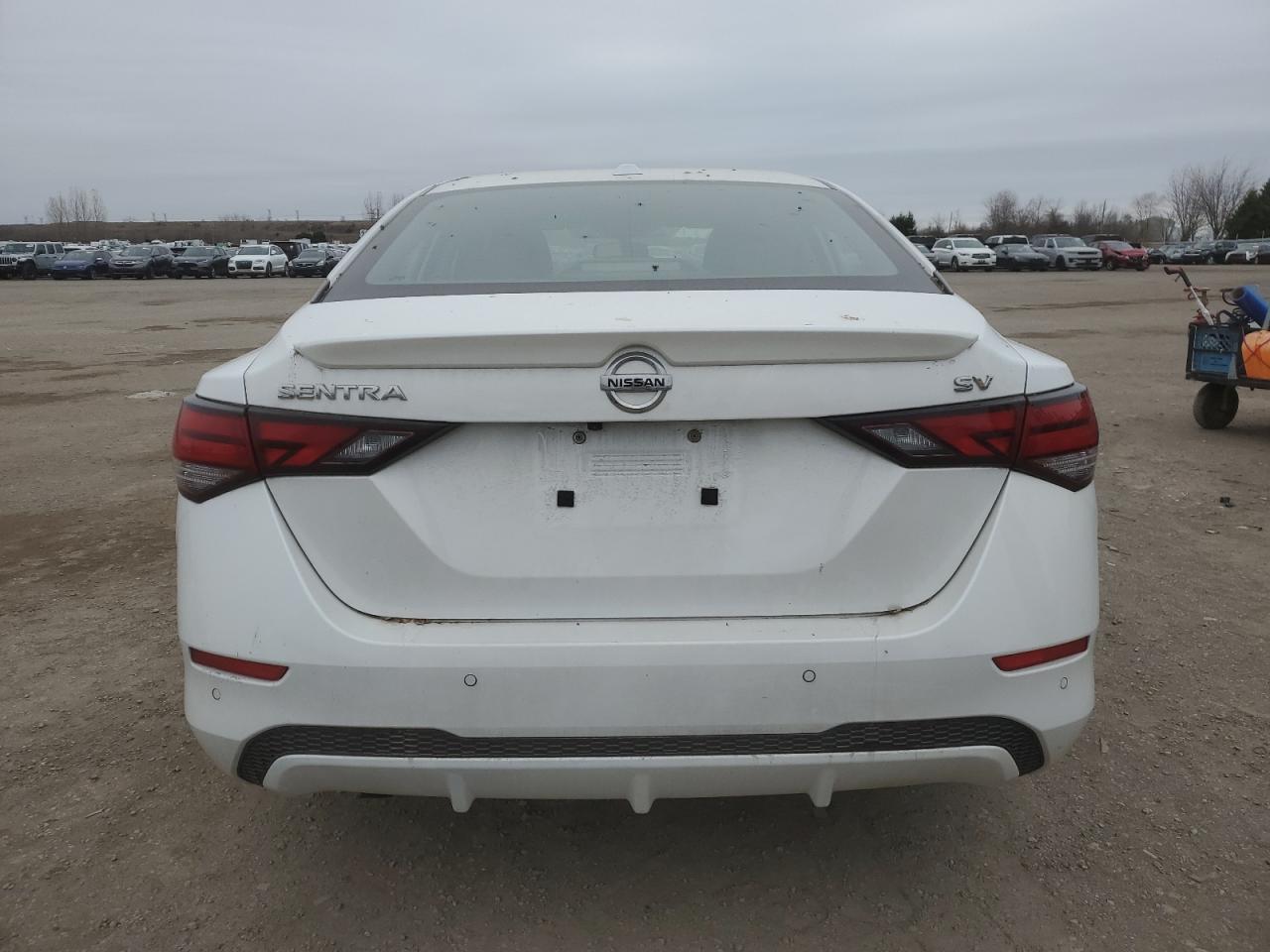 2022 Nissan Sentra - Image 6