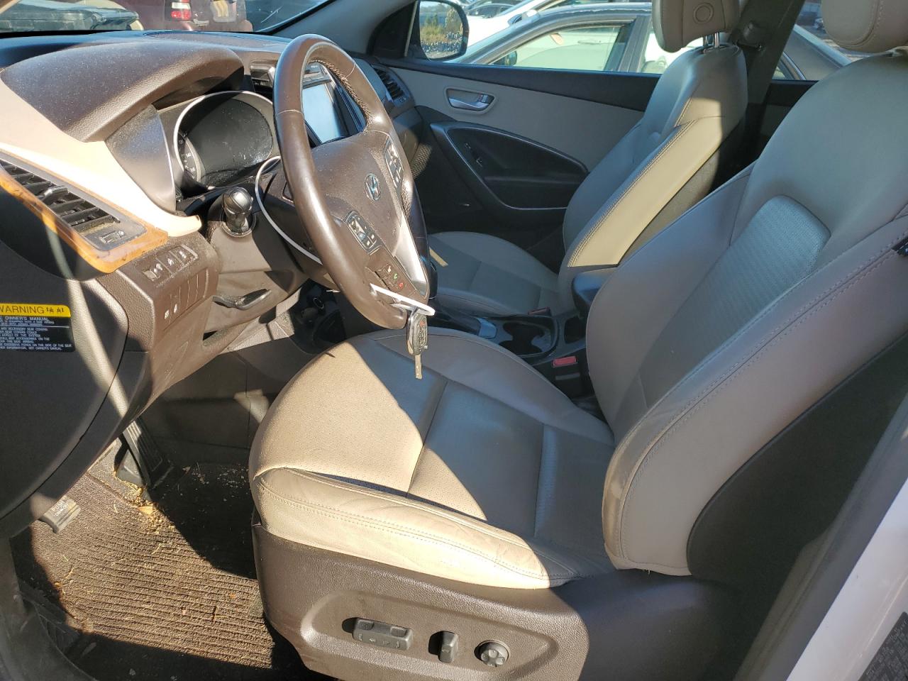 2013 Hyundai Santa Fe - Image 7