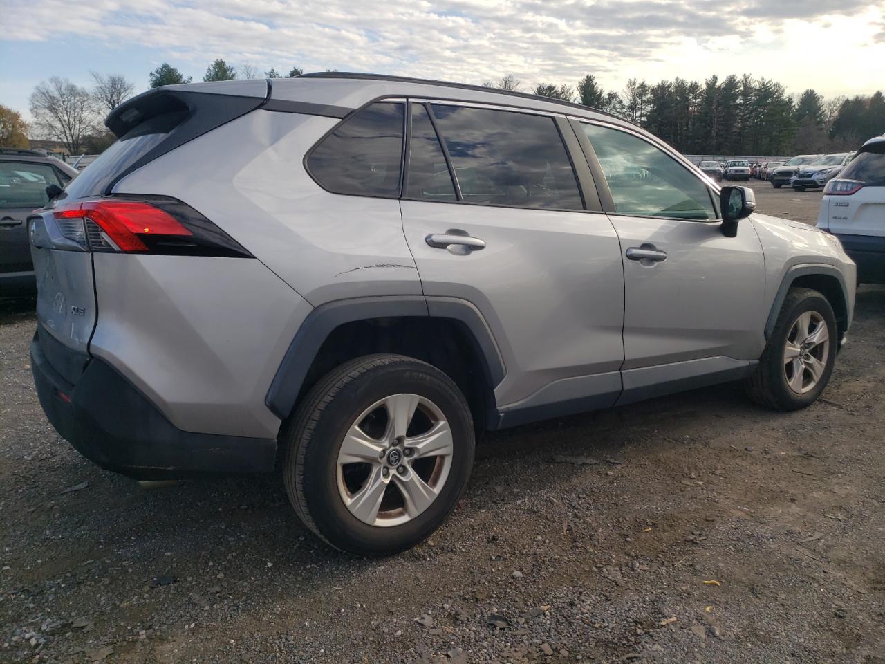 2020 Toyota RAV 4 - Image 3