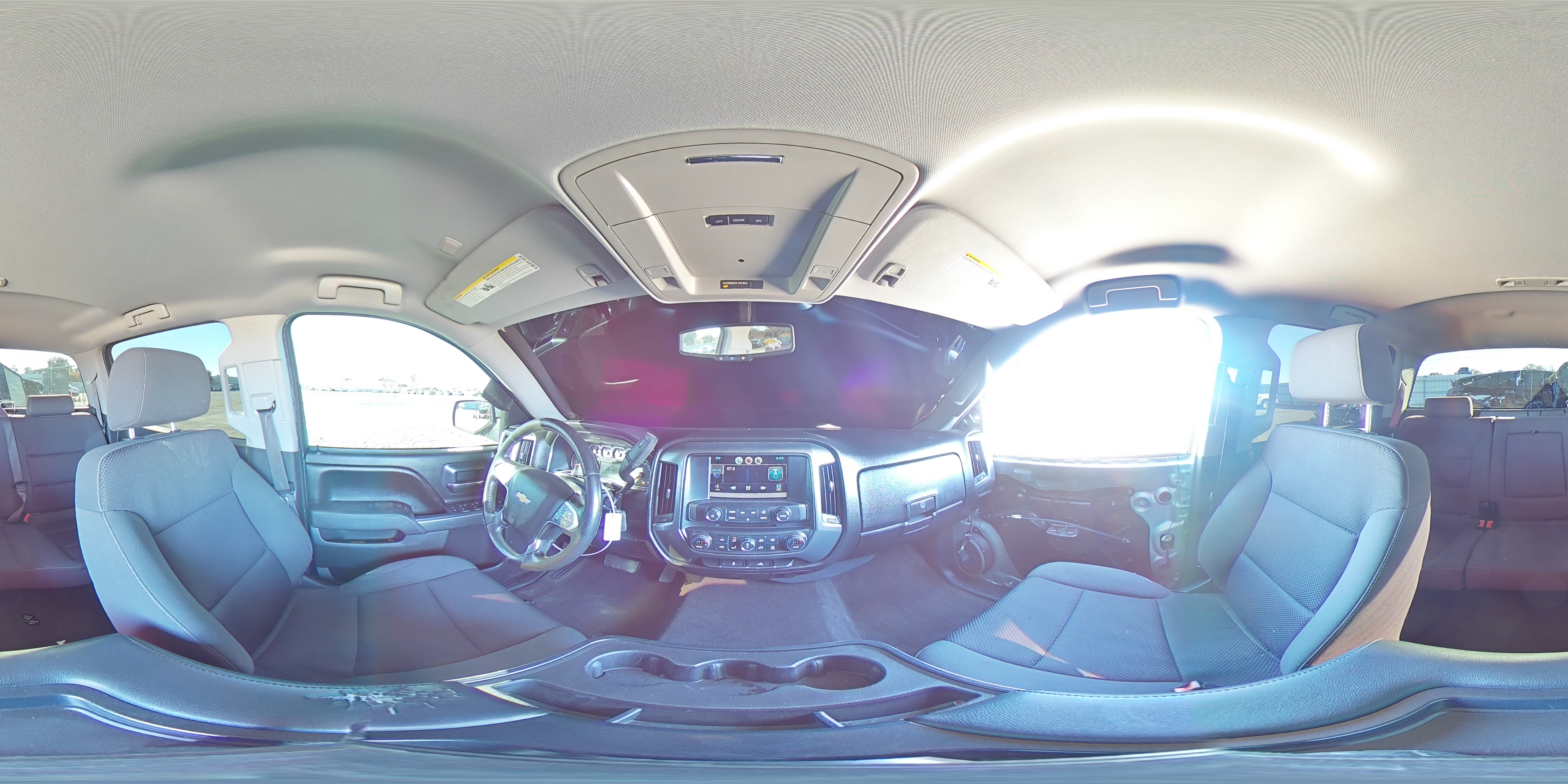 2015 Chevrolet Silverado - Image 13