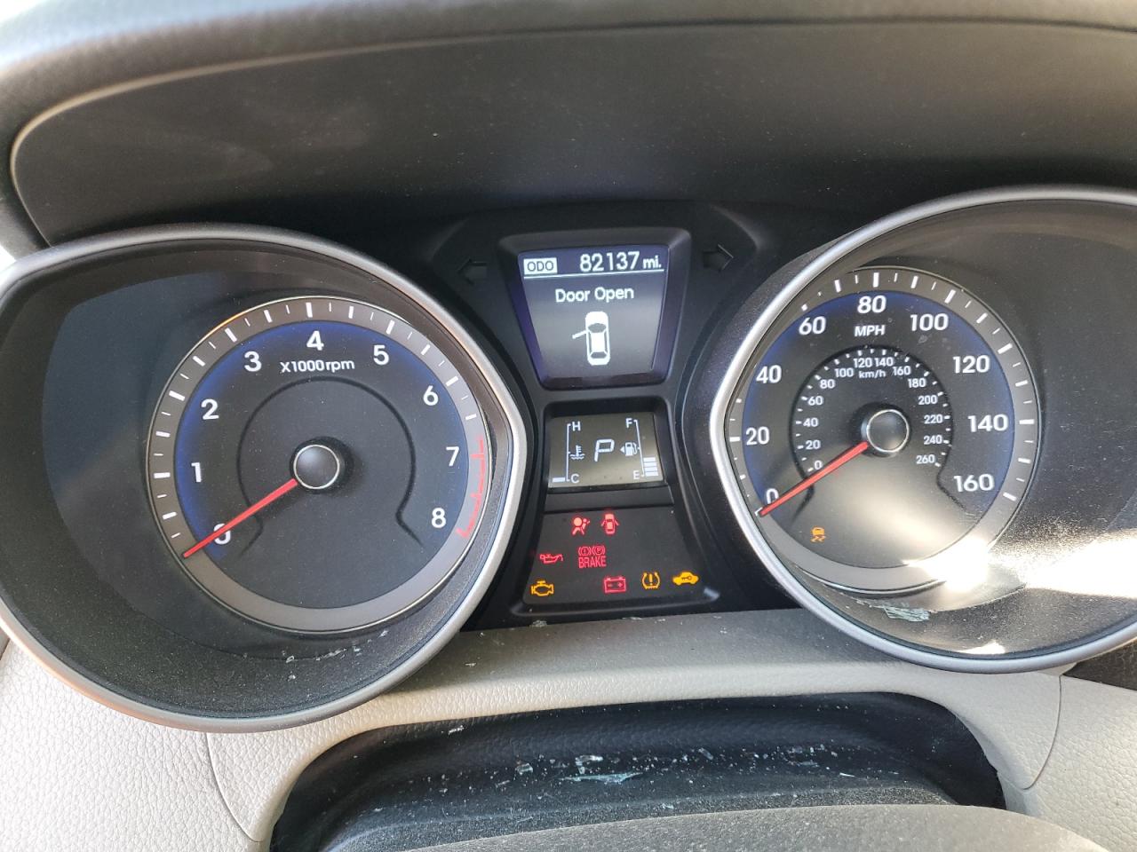 2013 Hyundai Elantra - Image 9