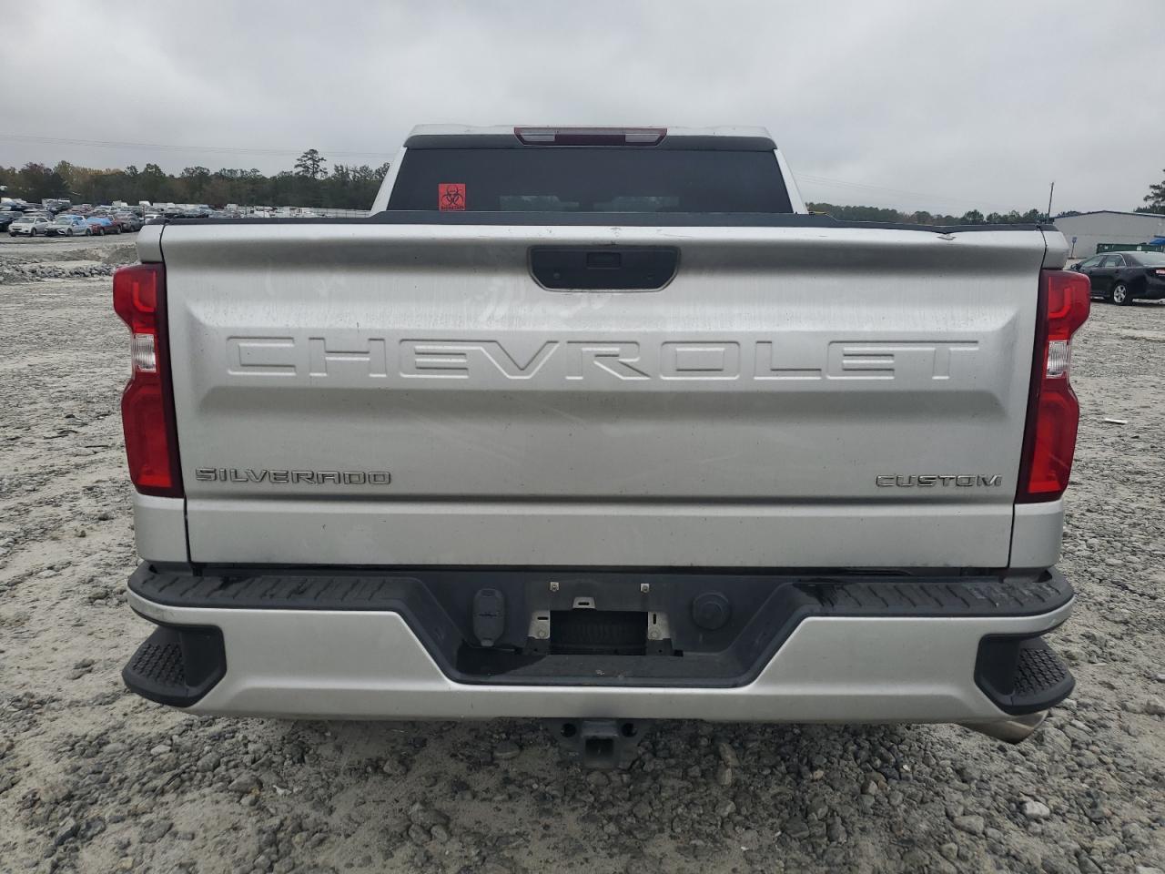 2019 Chevrolet Silverado - Image 6