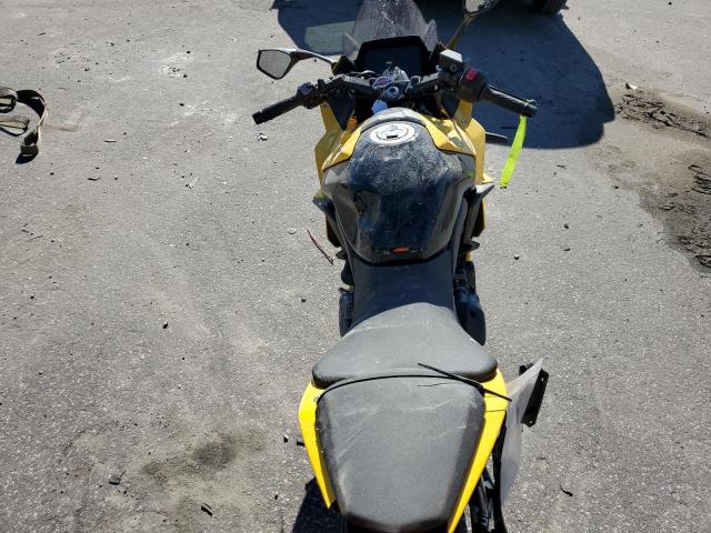 2024 SUZUKI GSX800 F