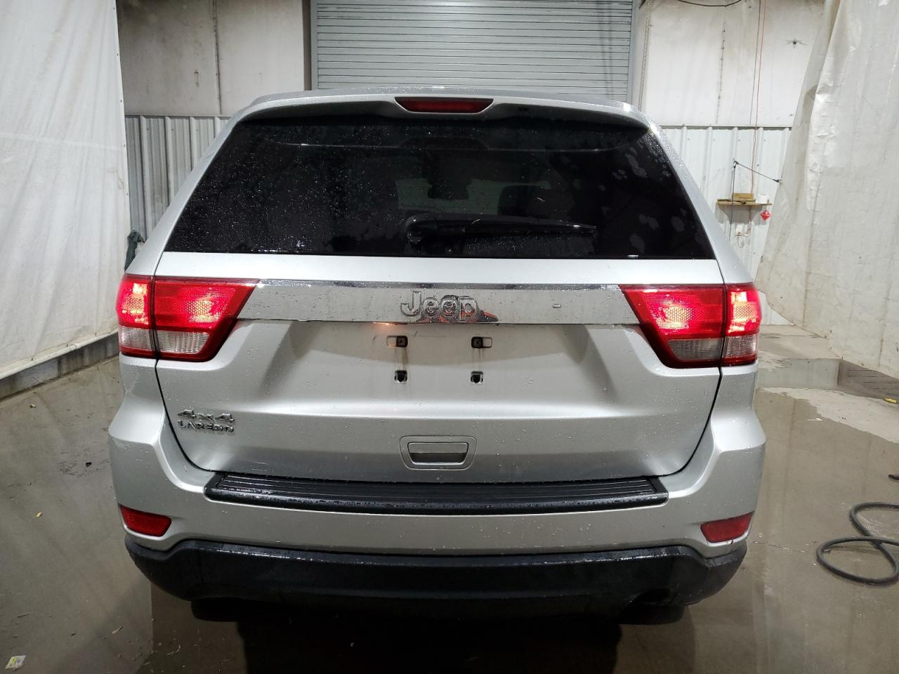 2012 Jeep Grand Cherokee - Image 6