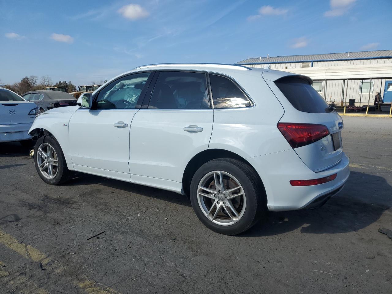 2016 Audi Q5 - Image 2
