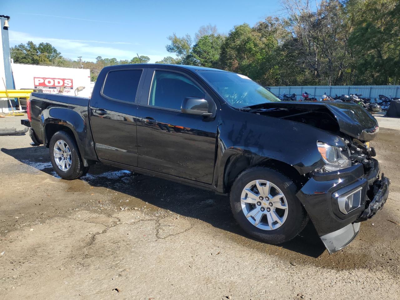2021 Chevrolet Colorado - Image 4