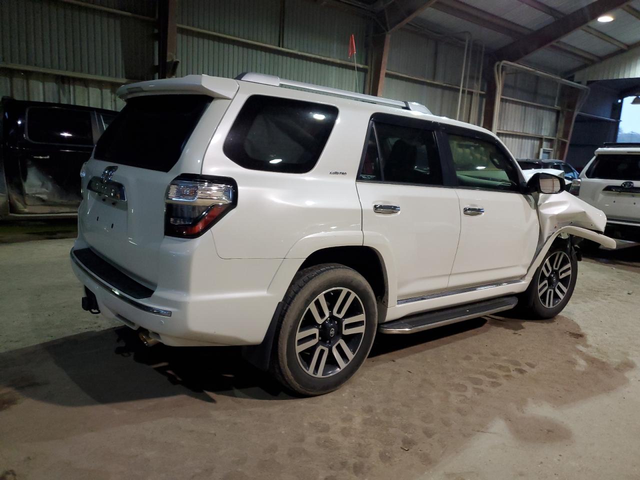 2017 Toyota 4Runner - Image 3
