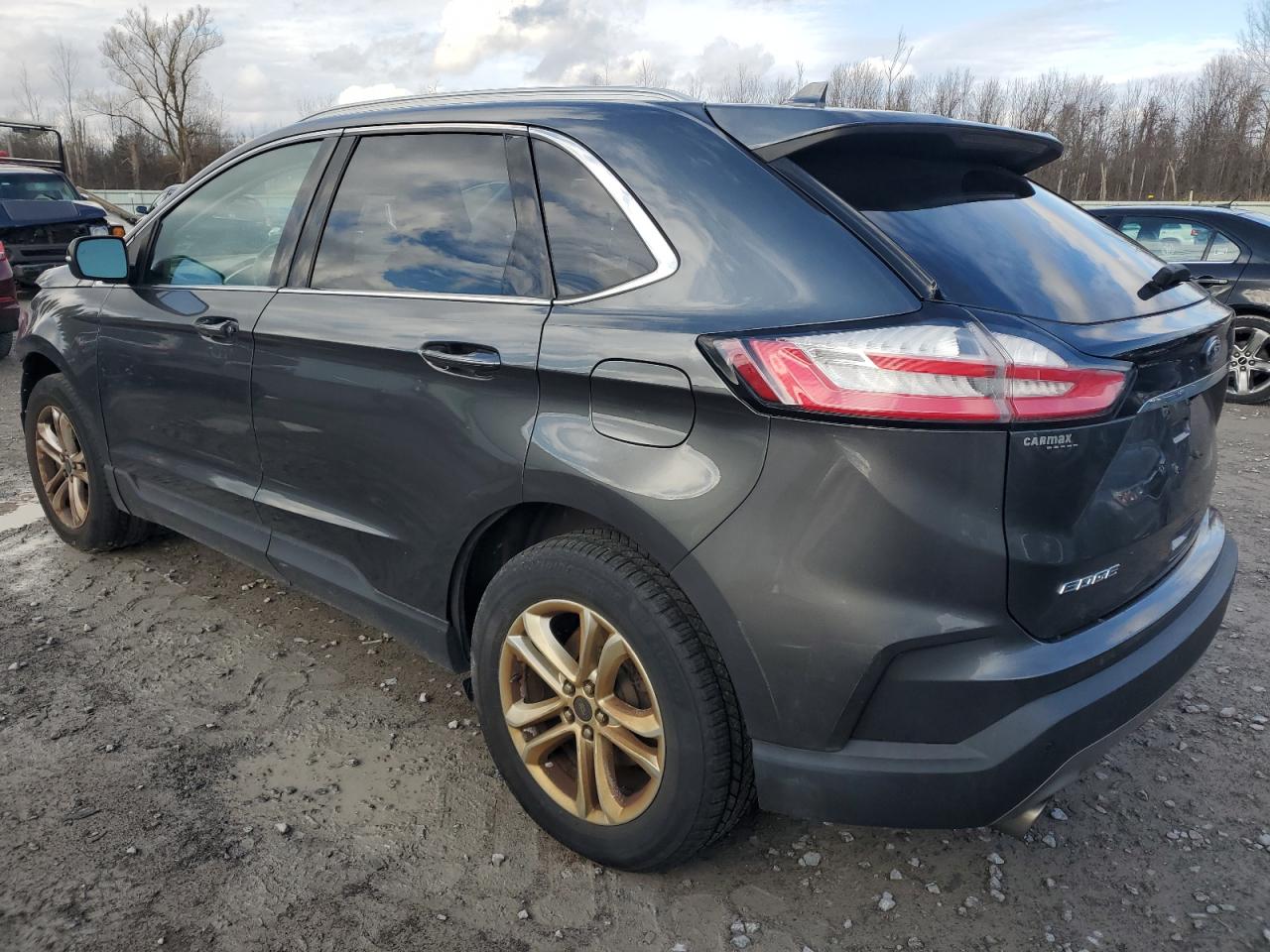 2019 Ford Edge - Image 2