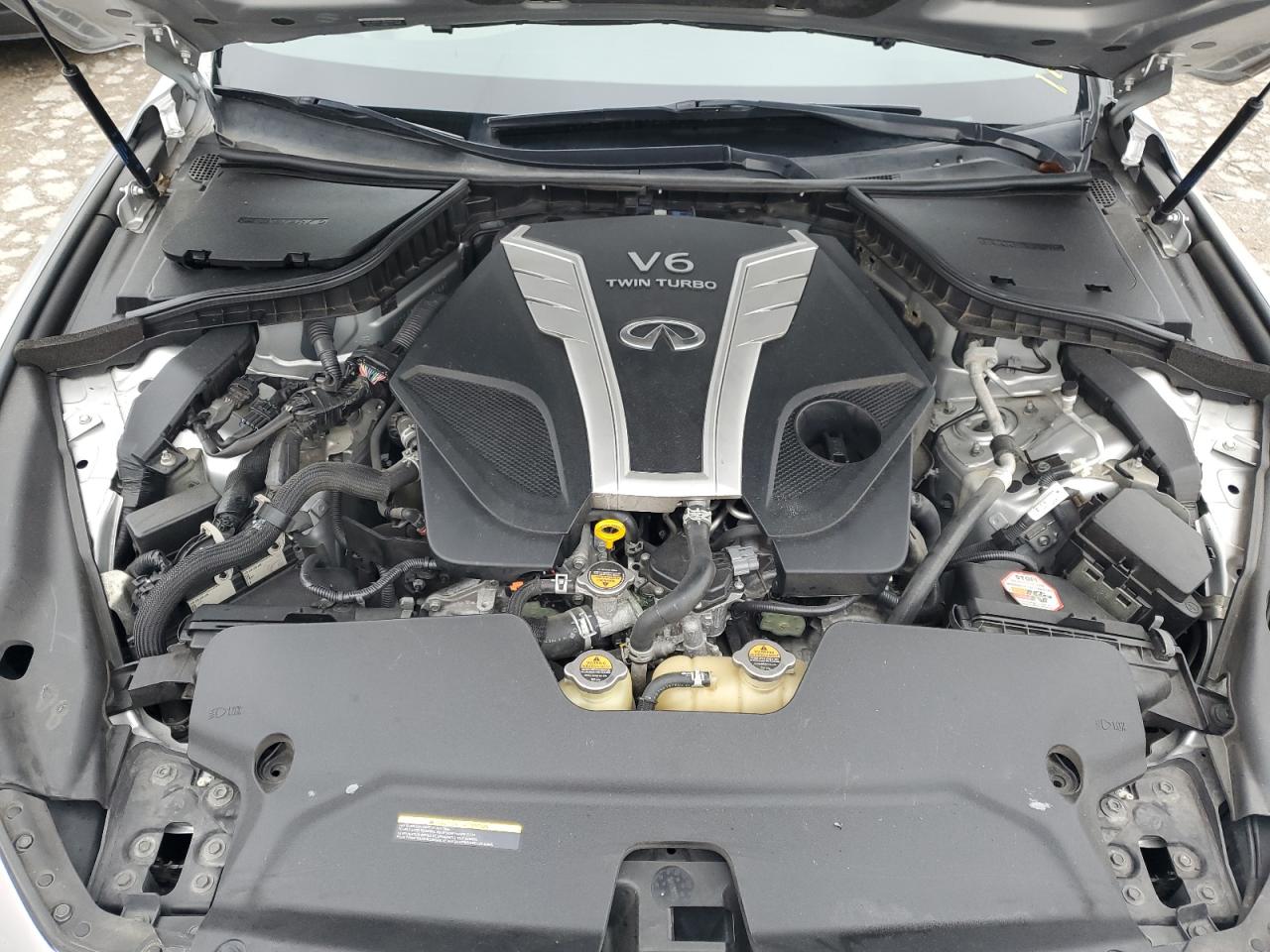 2016 Infiniti Q50 - Image 11
