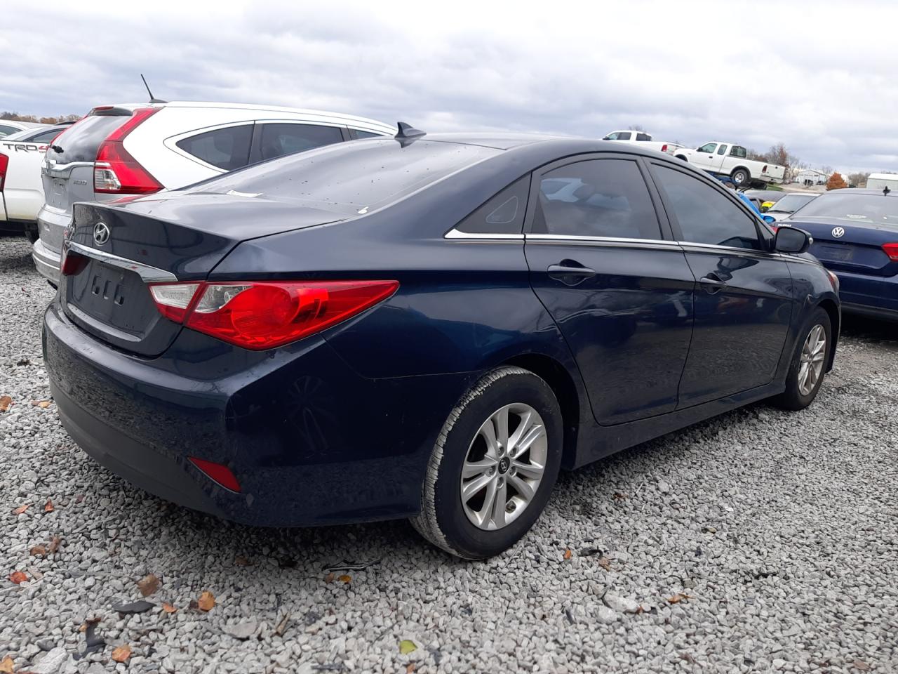 2014 Hyundai Sonata - Image 3