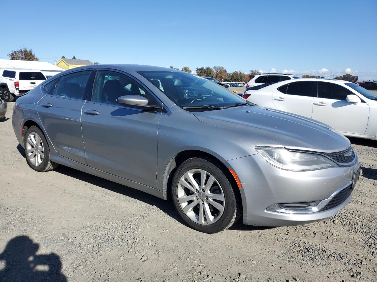 2015 Chrysler 200 - Image 4
