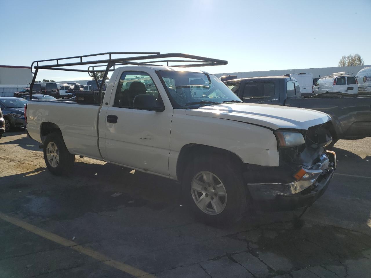 2005 Chevrolet Silverado - Image 4