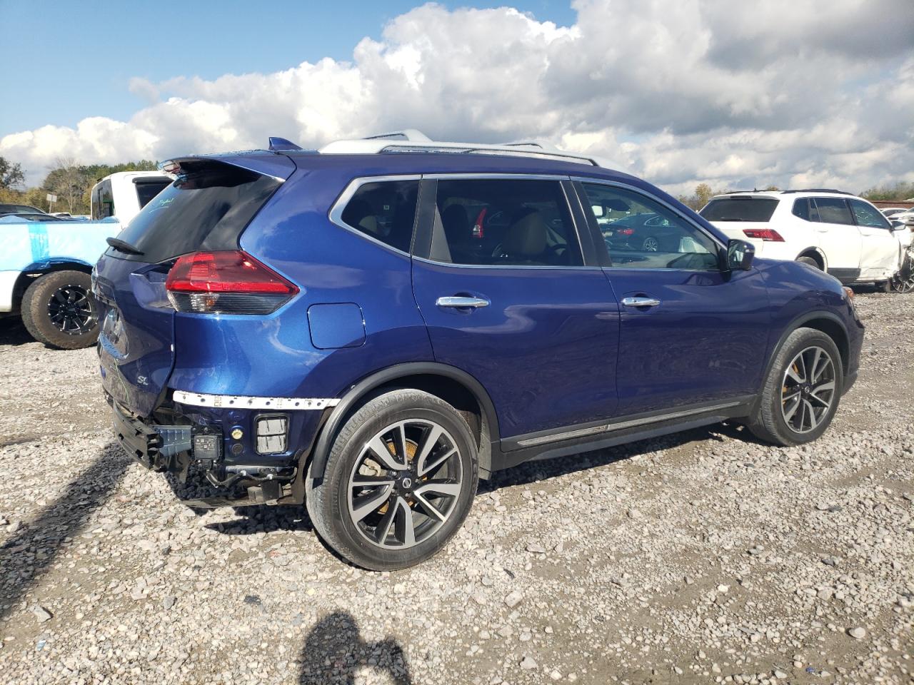 2019 Nissan Rogue - Image 3