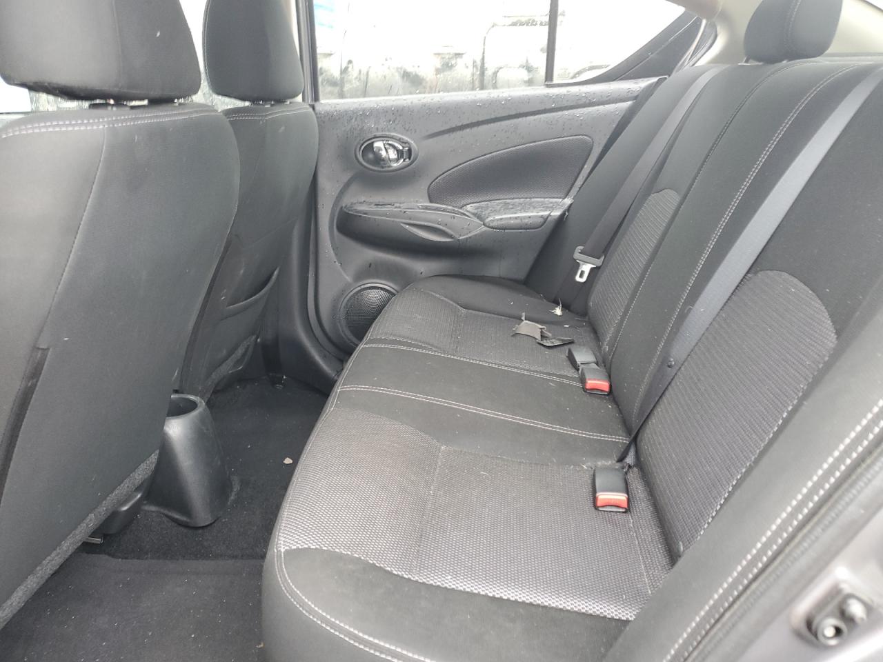 2018 Nissan Versa - Image 10