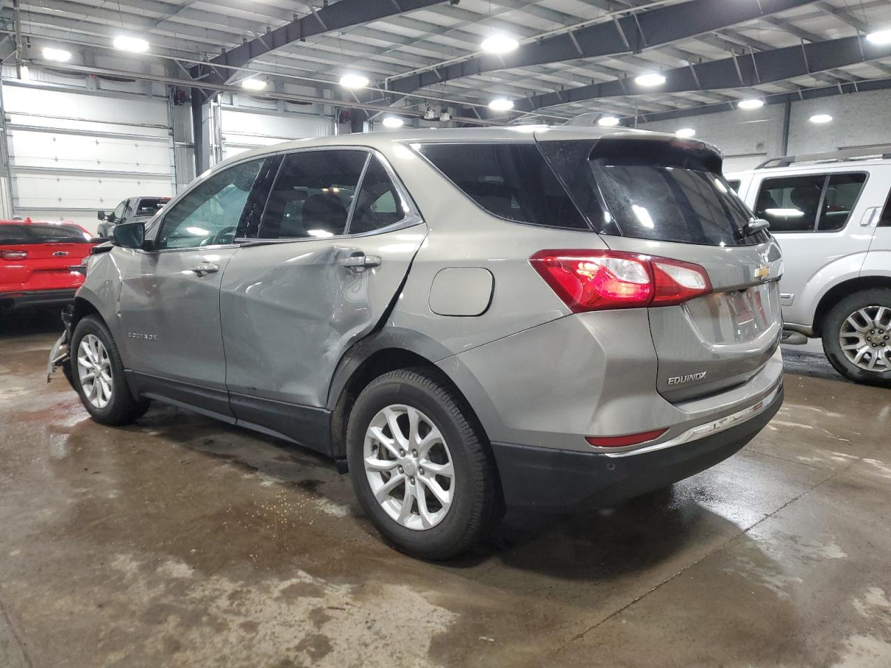 2018 Chevrolet Equinox - Image 2