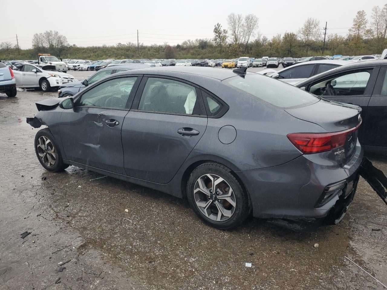 2019 Kia Forte - Image 2