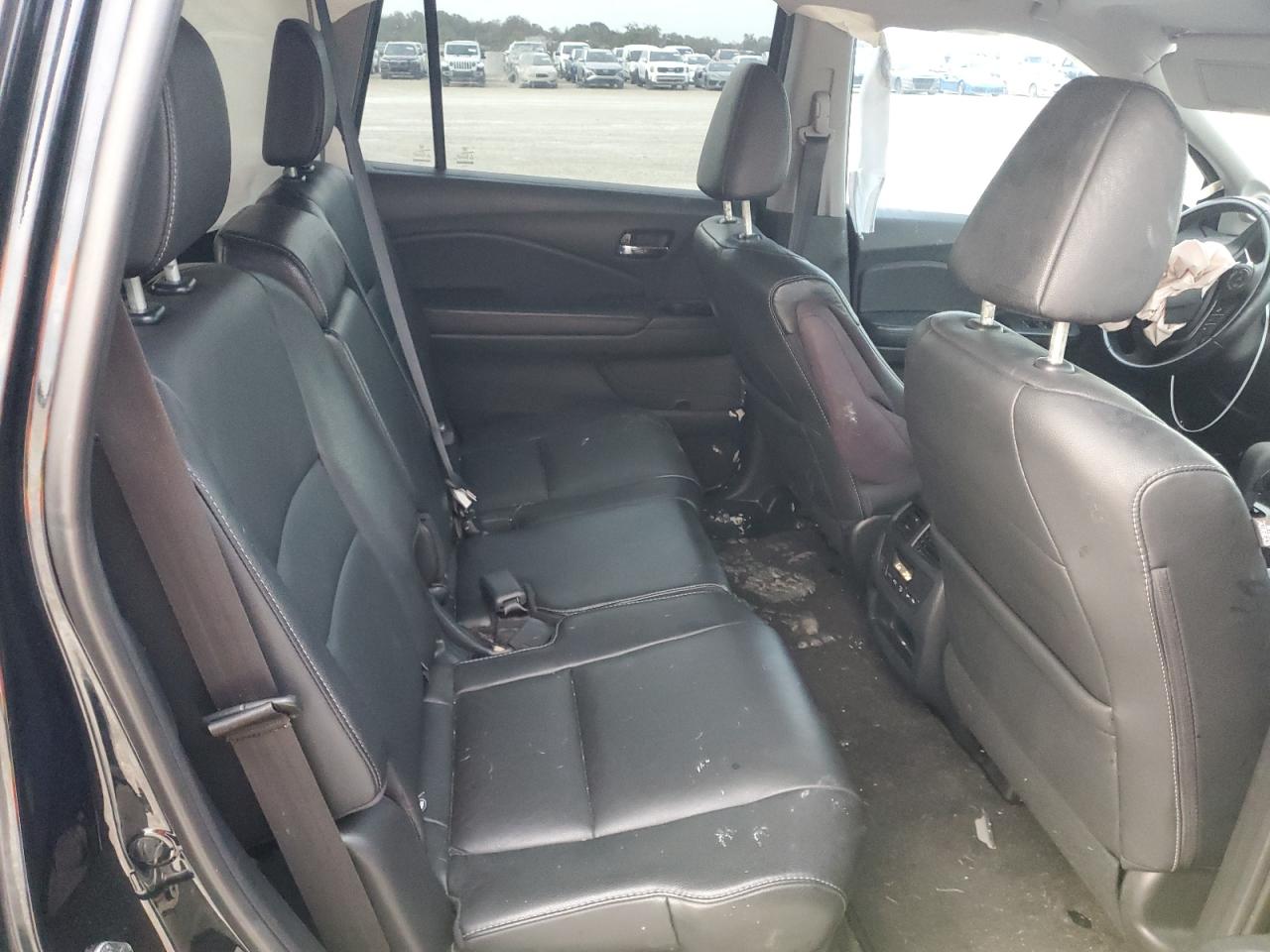 2016 Honda Pilot - Image 11