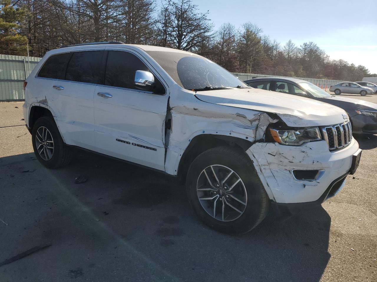 2020 Jeep Grand Cherokee - Image 4