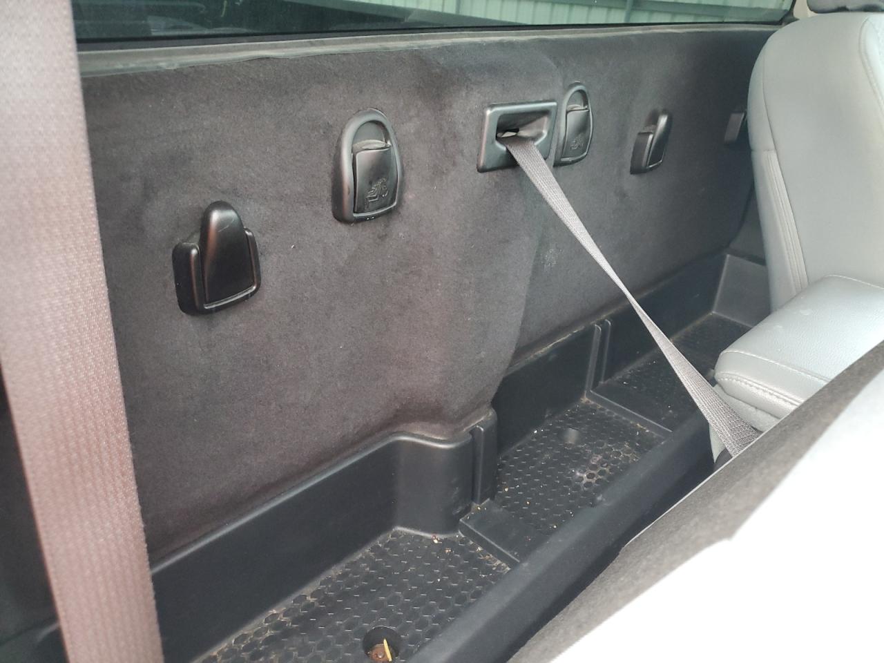 2015 RAM 1500 - Image 10