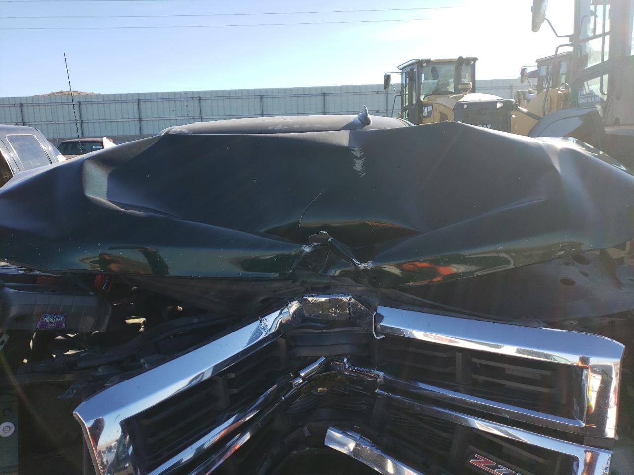 2015 Chevrolet Silverado - Image 11