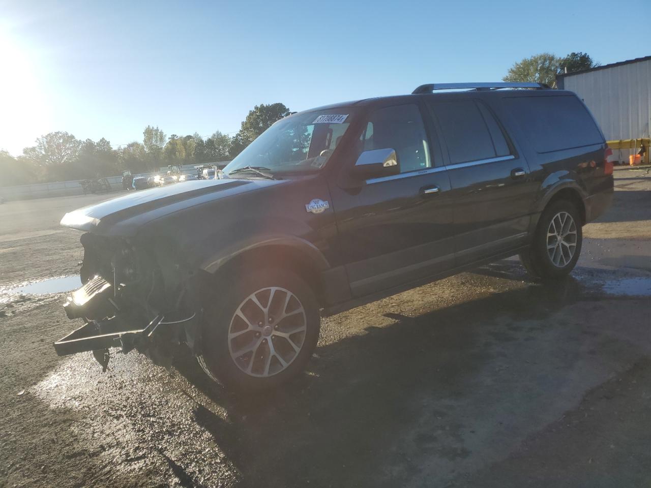 2015 Ford Expedition - Image 1