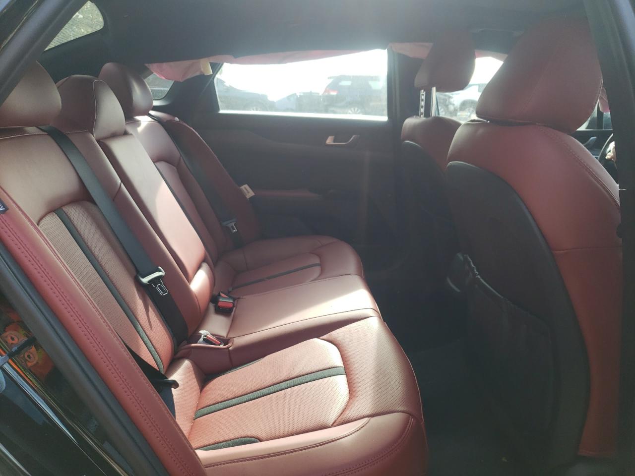 2023 Kia K5 - Image 10