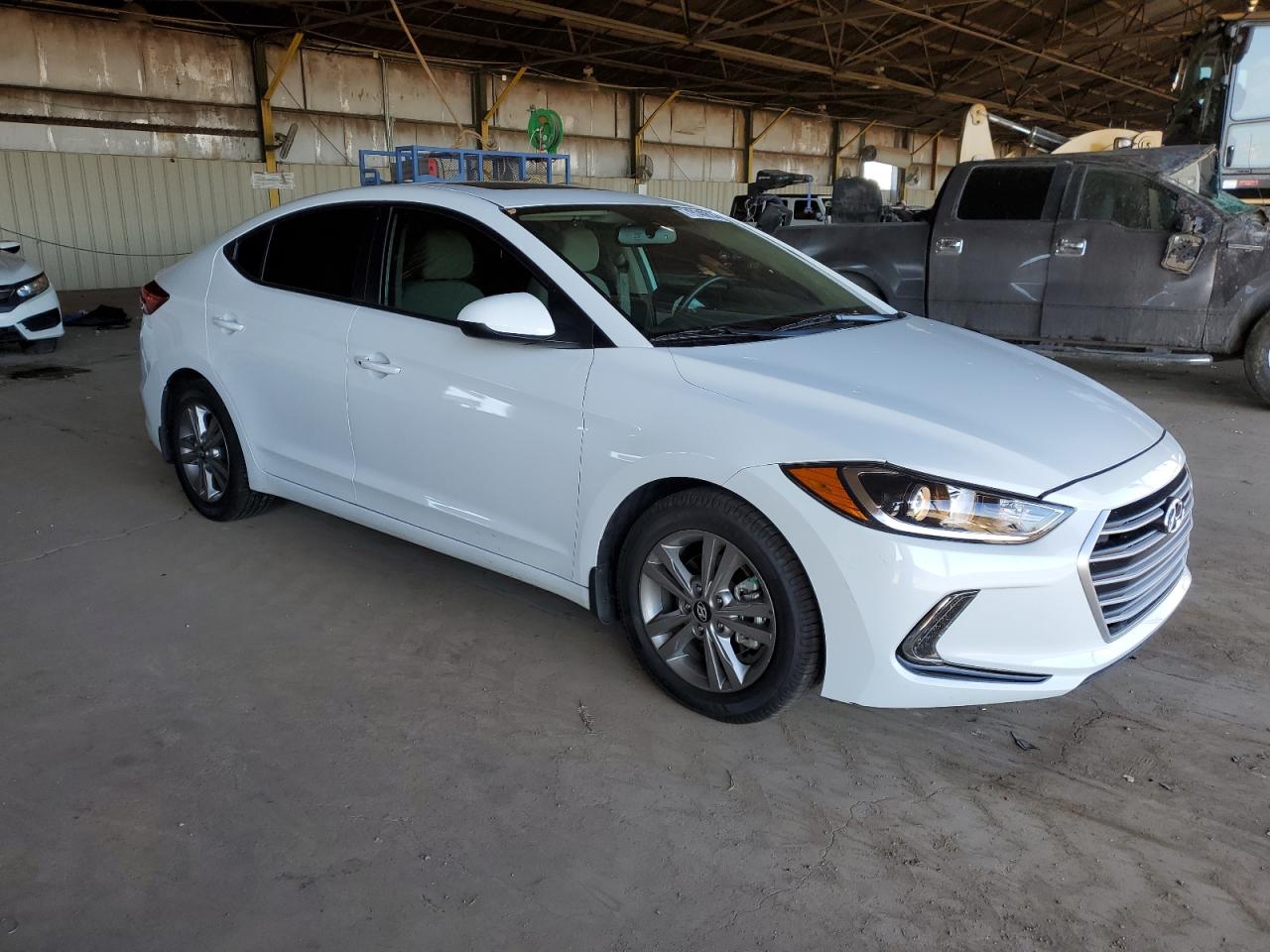 VIN 5NPD84LF7HH180092 2017 HYUNDAI ELANTRA no.4