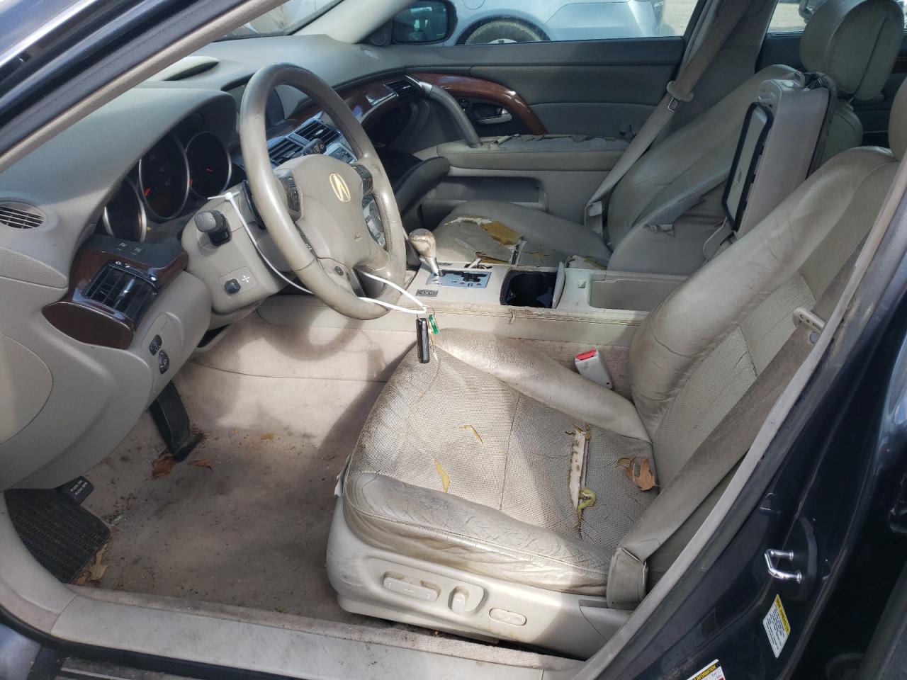 2005 Acura RL - Image 7