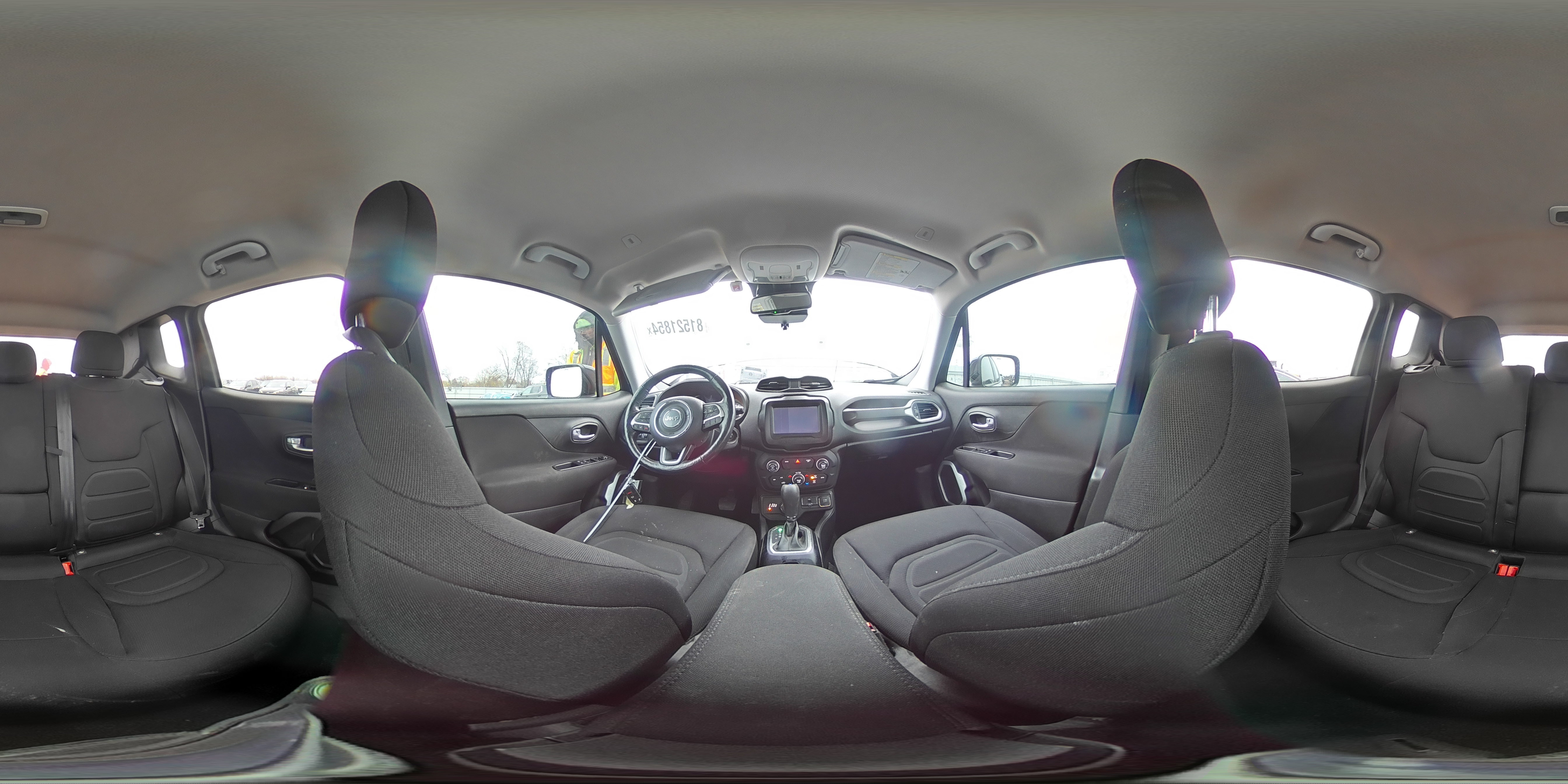 2019 Jeep Renegade - Image 14