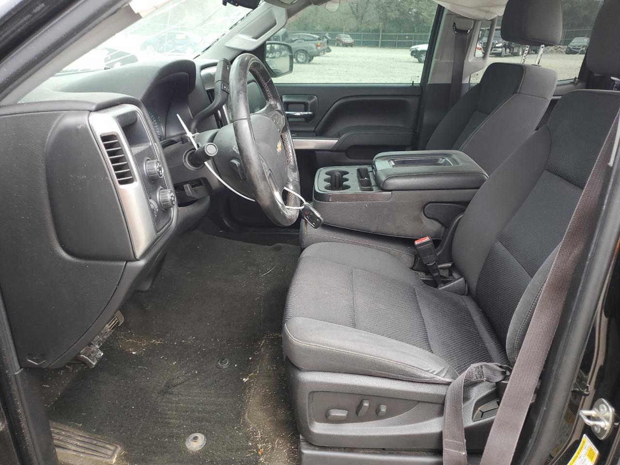 2016 Chevrolet Silverado - Image 7