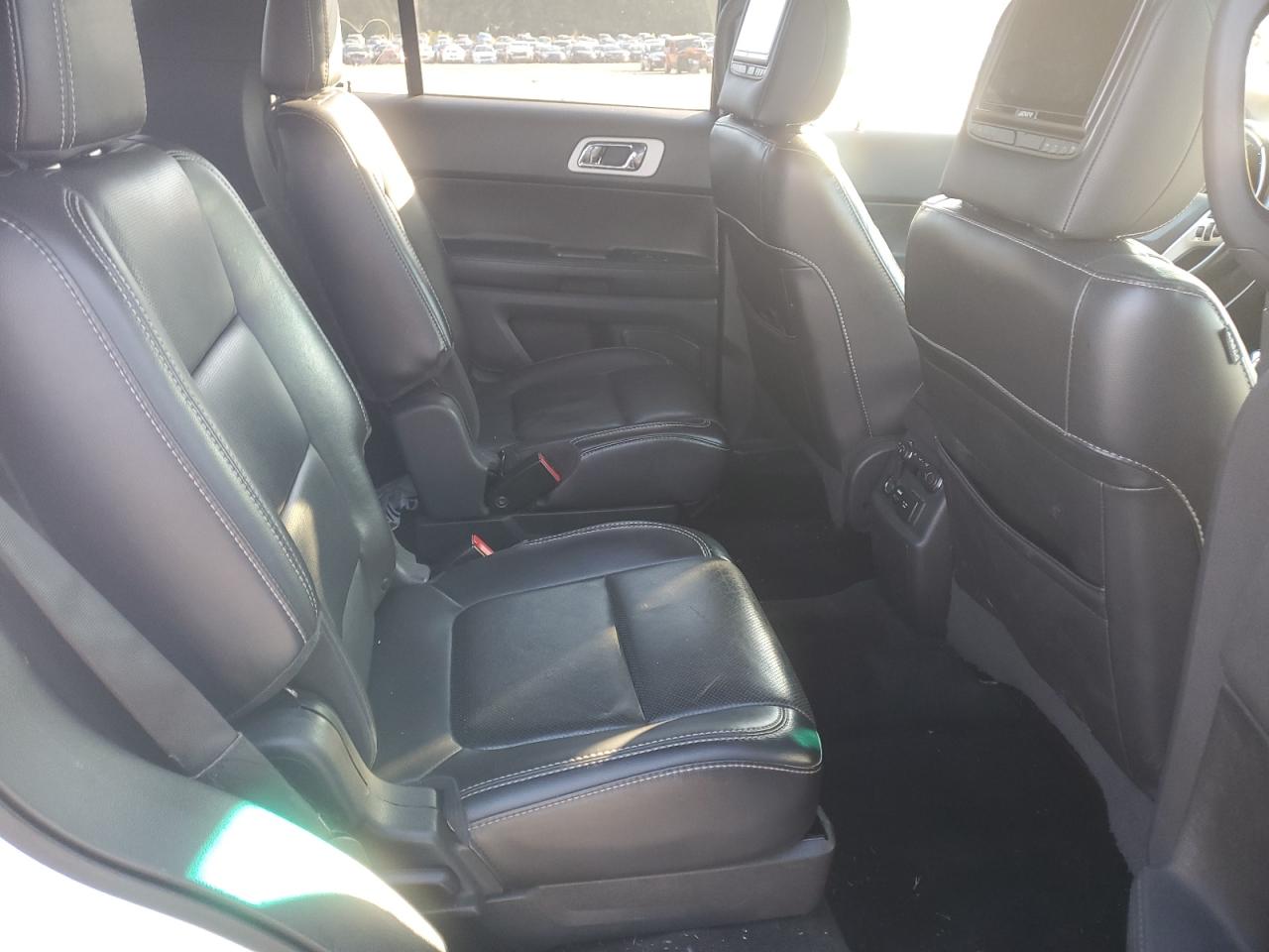 2013 Ford Explorer - Image 11