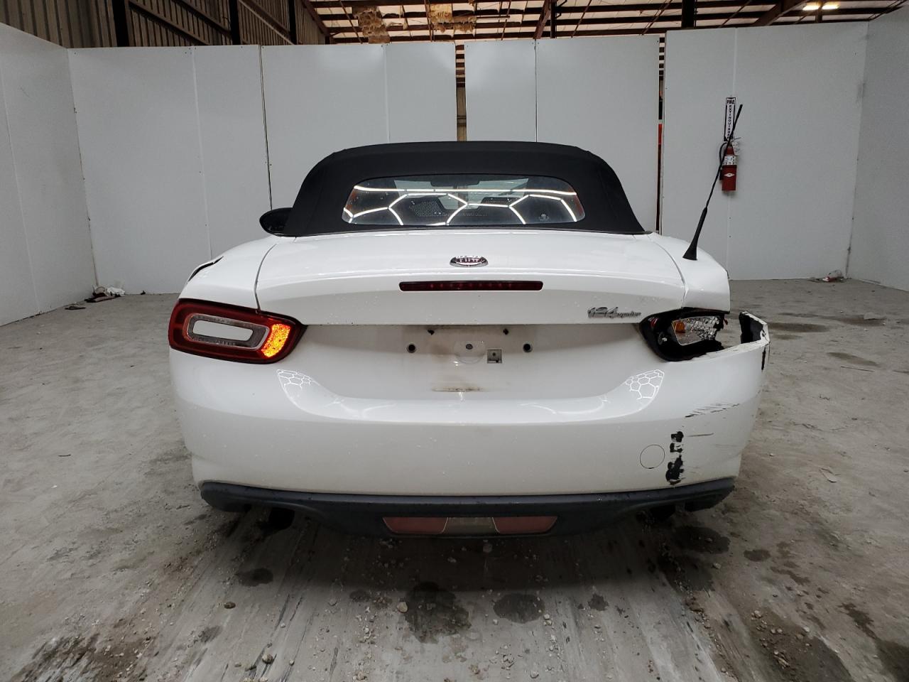 2017 Fiat 124 Spider Classica VIN: JC1NFAEK0H0106431 Lot: 78158824