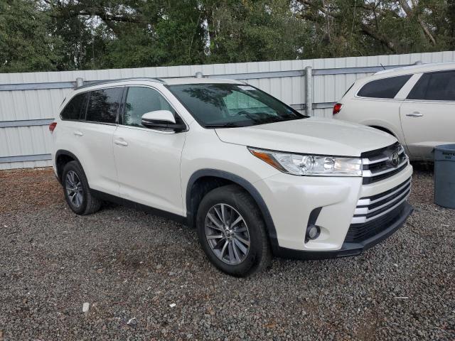  TOYOTA HIGHLANDER 2019 Белый