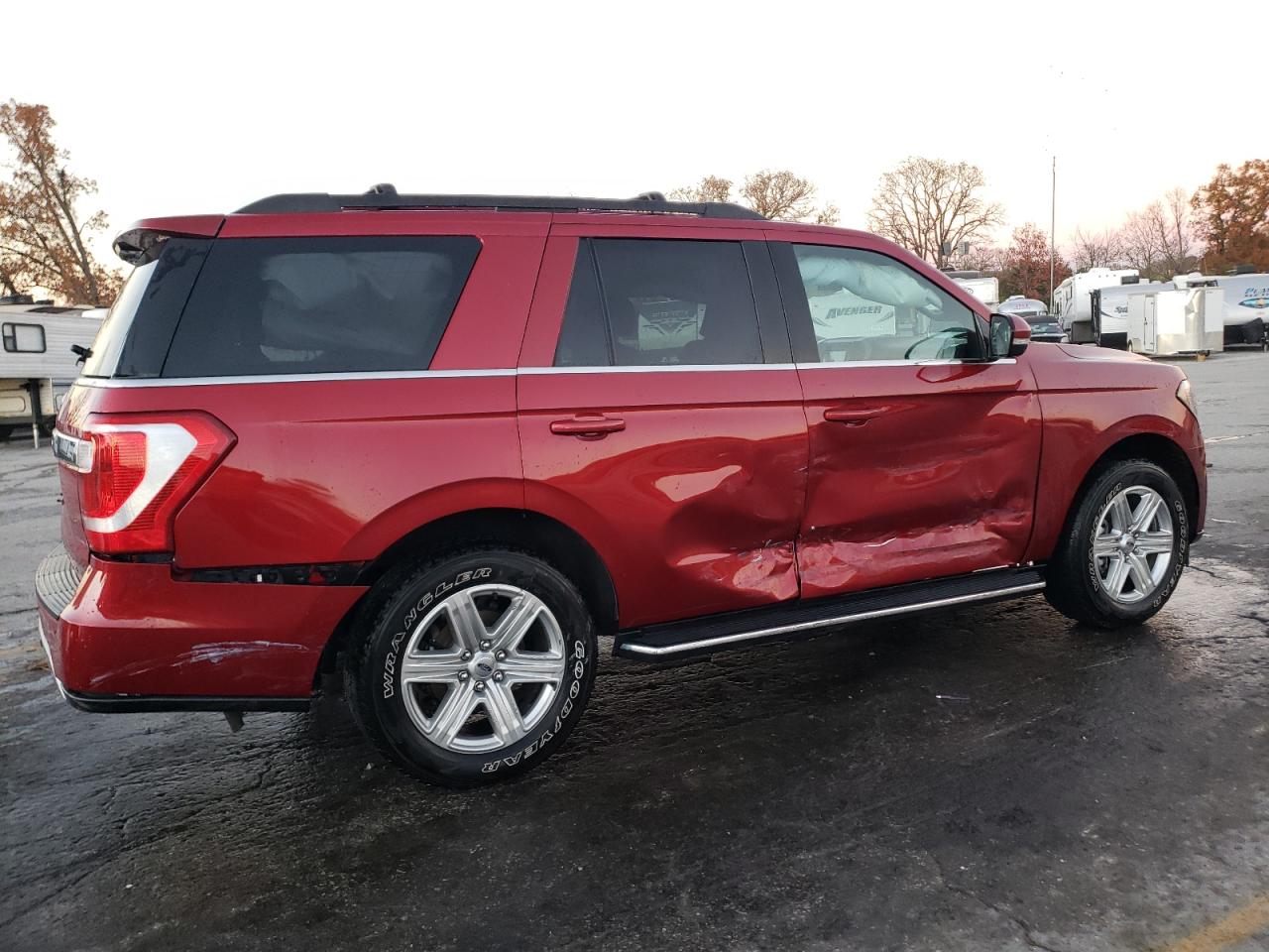 2018 Ford Expedition Xlt VIN: 1FMJU1JT4JEA08173 Lot: 79832294