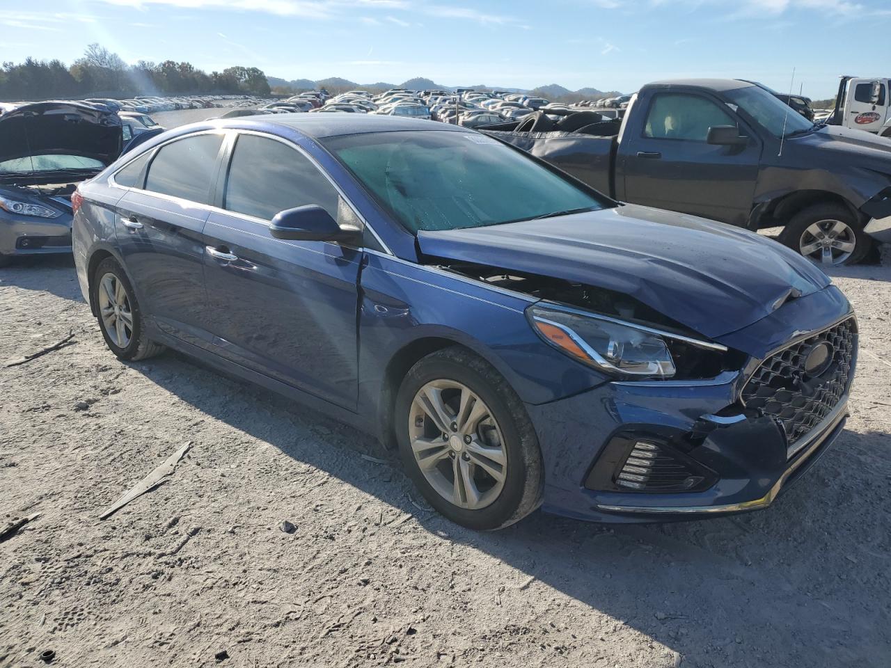 2018 Hyundai Sonata - Image 4