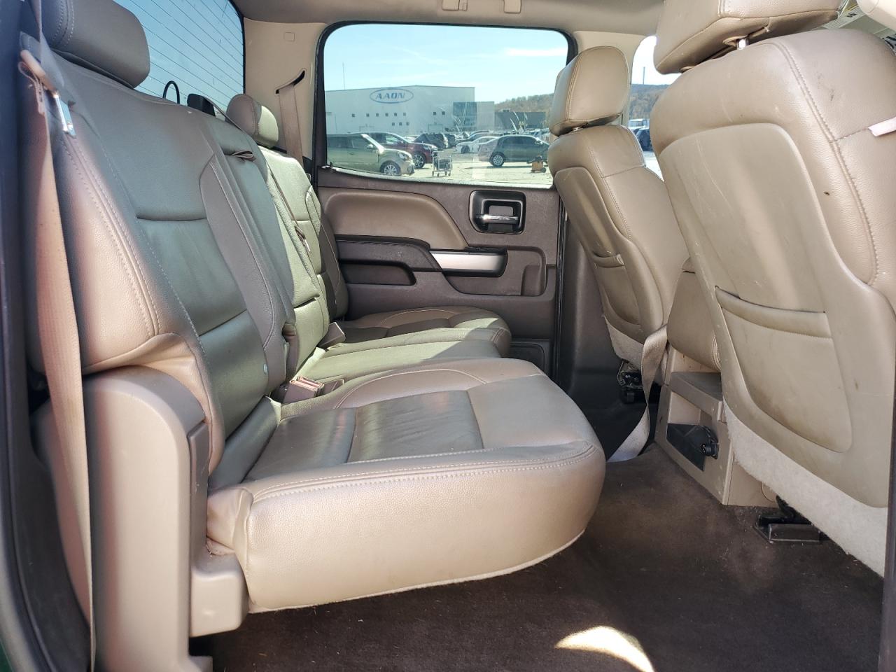 2015 Chevrolet Silverado - Image 10