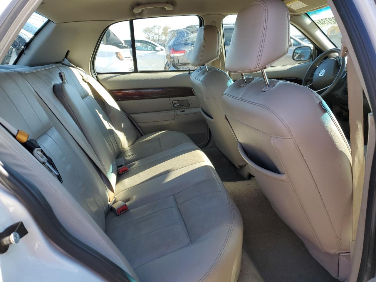 2008 Mercury Grand Marquis - Image 10
