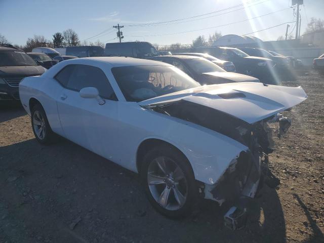  DODGE CHALLENGER 2015 Белы