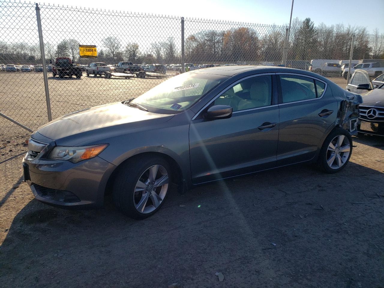 VIN 19VDE1F7XDE012725 2013 ACURA ILX no.1