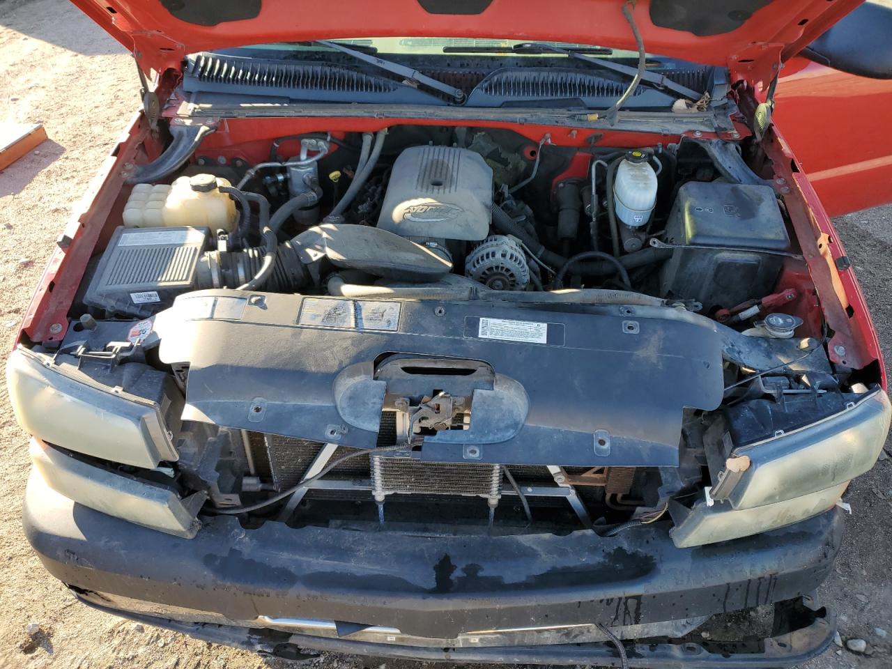 2005 Chevrolet Silverado - Image 11