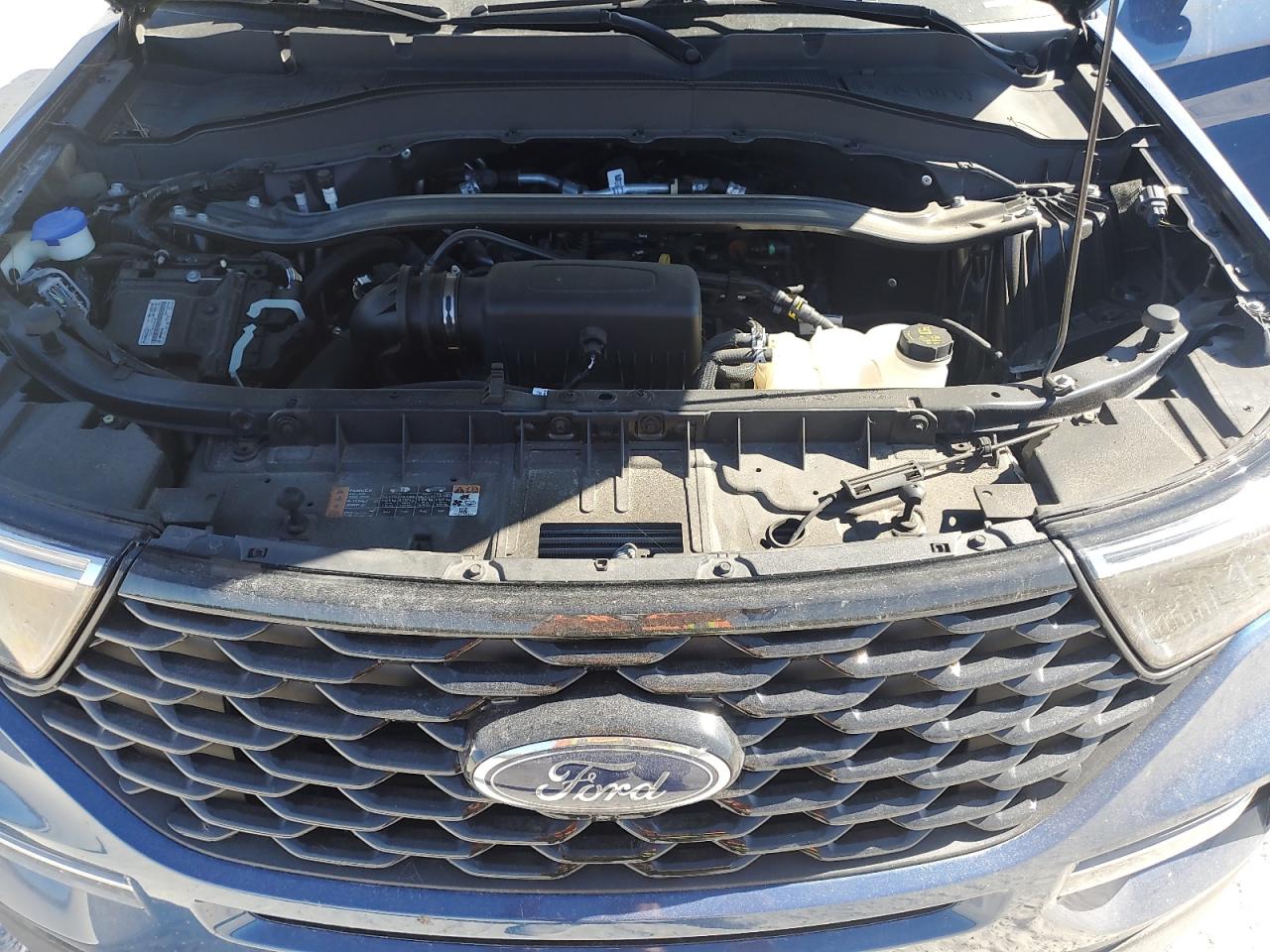 2022 Ford Explorer - Image 12