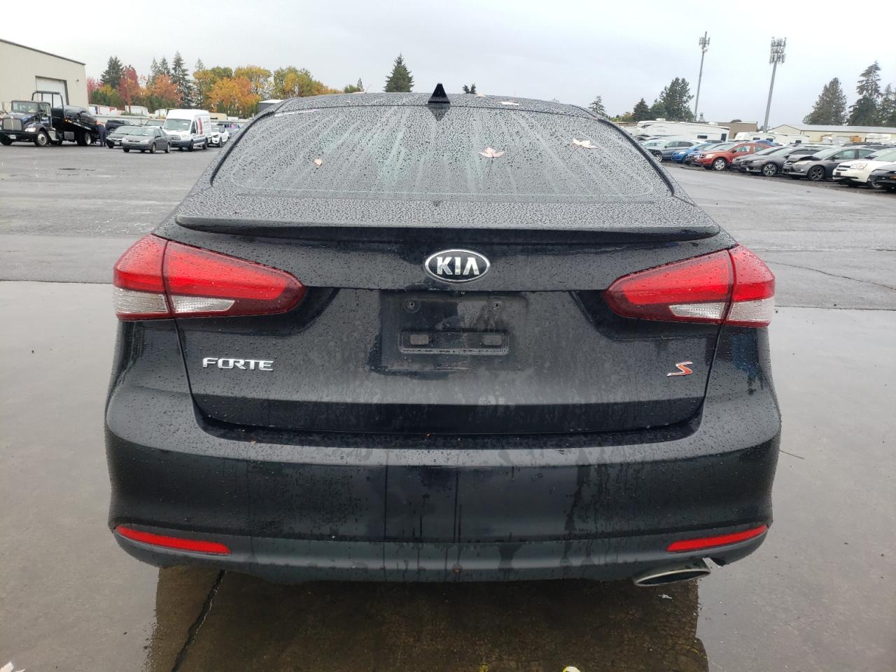 2018 Kia Forte Lx VIN: 3KPFL4A70JE216671 Lot: 78963044