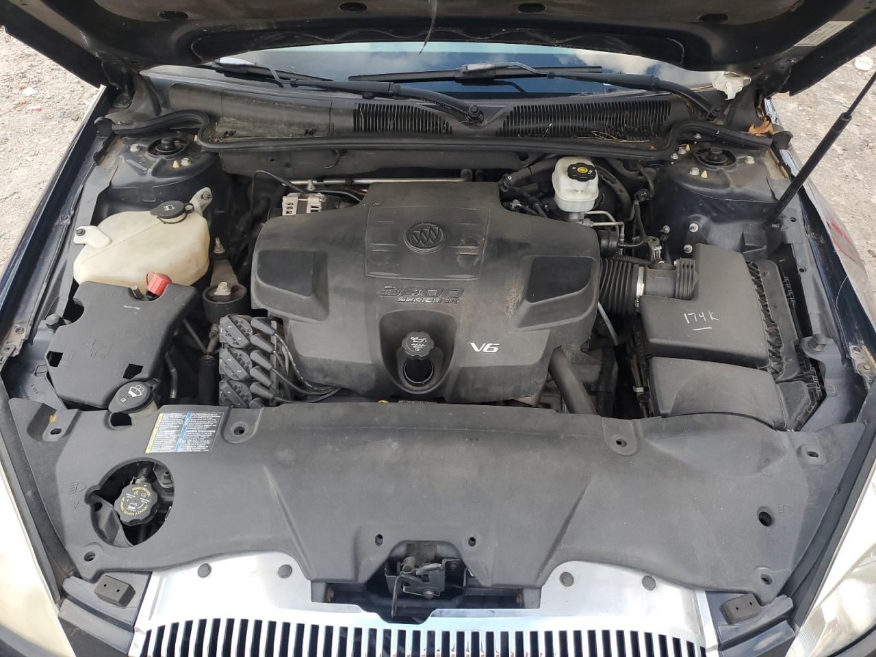 2007 Buick Lucerne - Image 11
