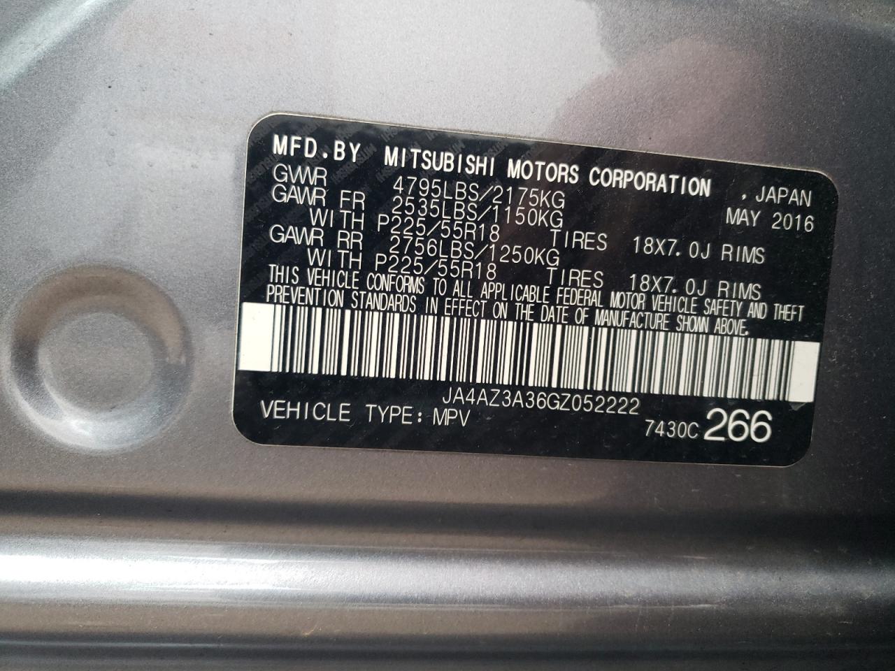 2016 Mitsubishi Outlander - Image 12