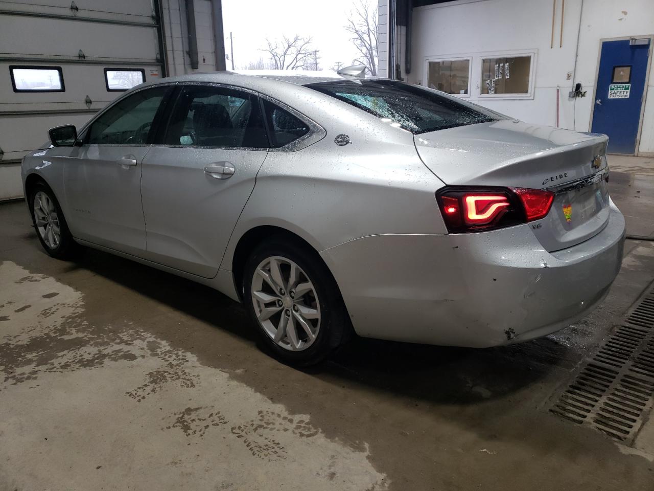 2017 Chevrolet Impala - Image 2