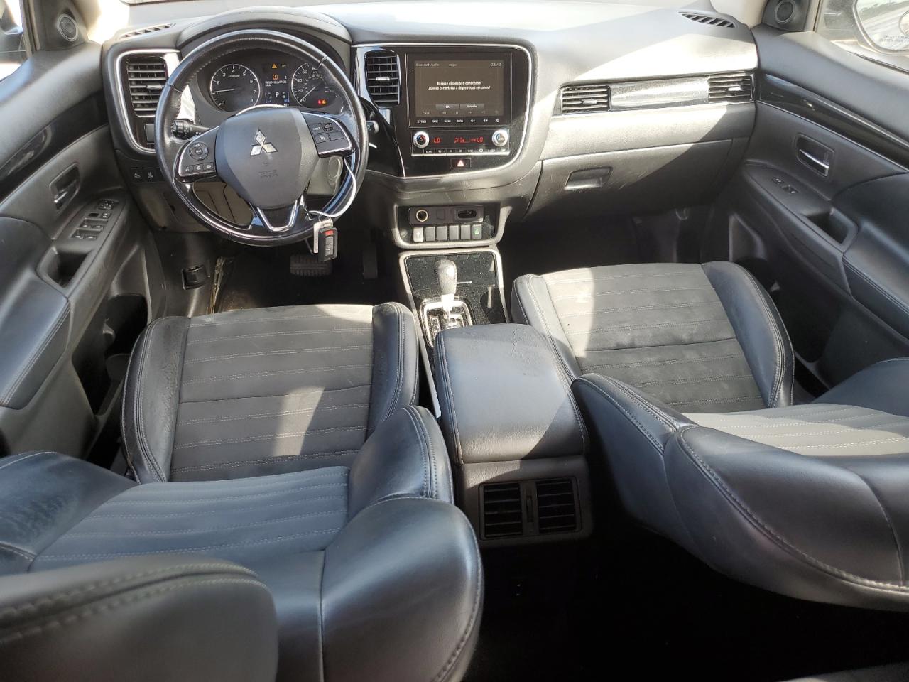2020 Mitsubishi Outlander - Image 8