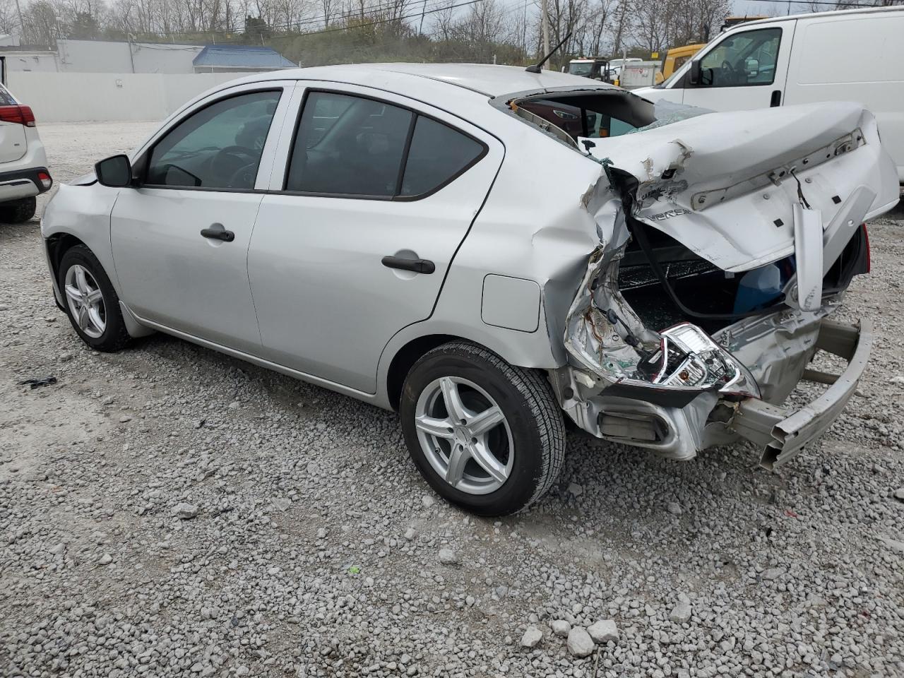 VIN 3N1CN7AP9HL883049 2017 NISSAN VERSA no.2